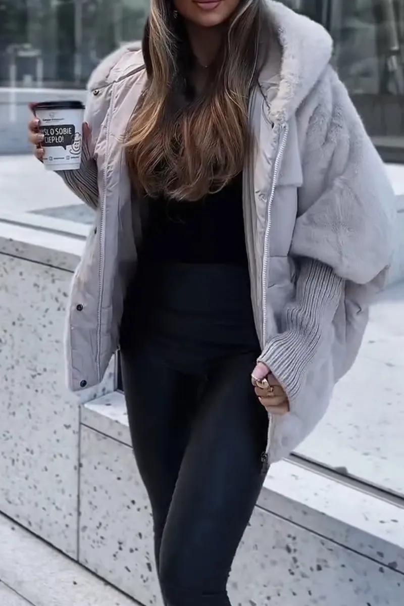 Riley™ - Elegant and Luxurious Hooded Bomber Jacket for a Modern and Sophisticated Style
