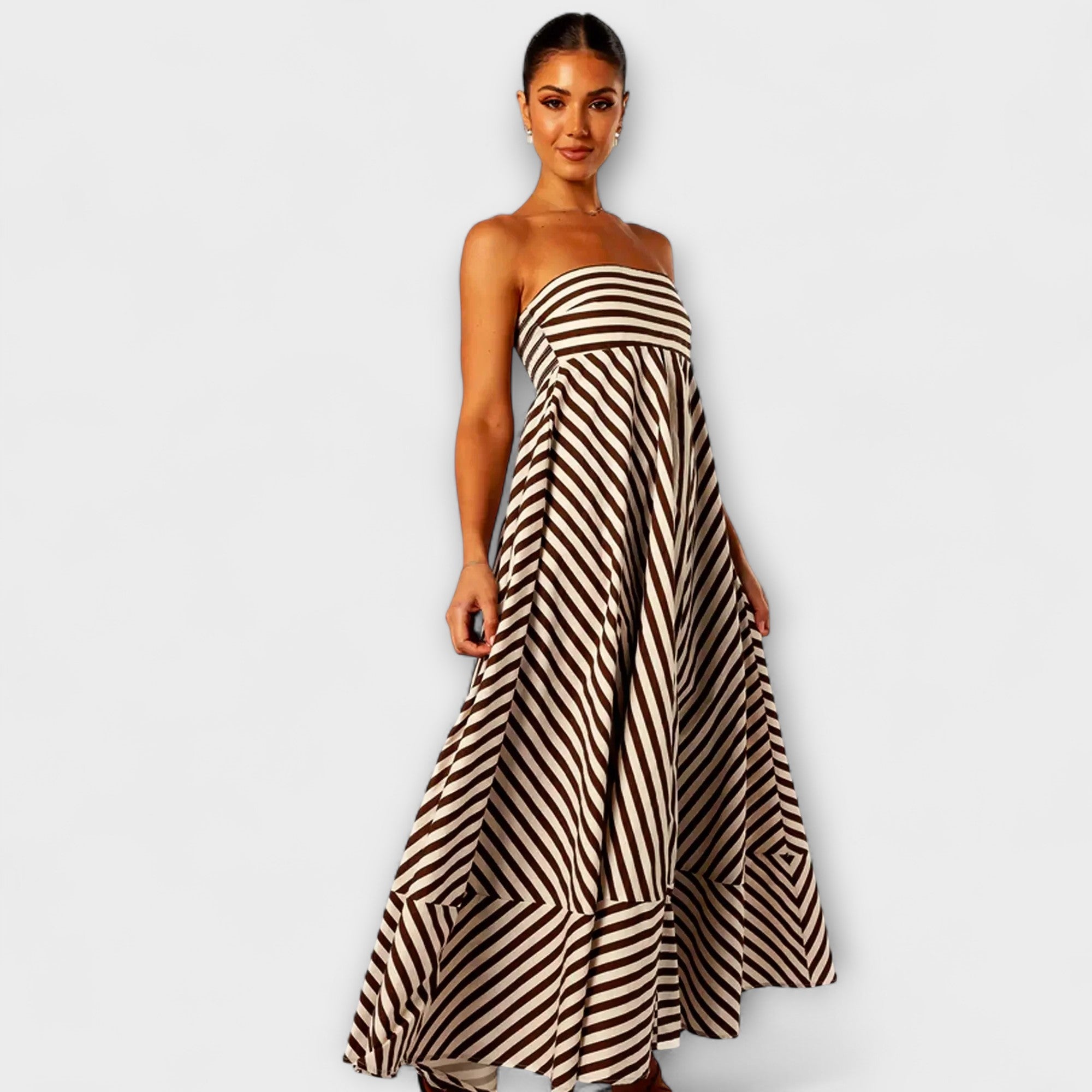 Women's Ruffle Back Maxi Dress with Invisible Side Zipper