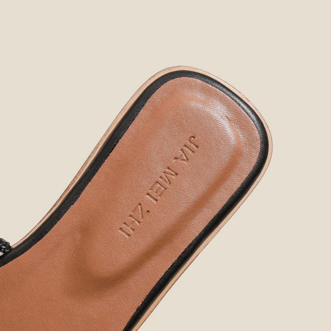 ELISE RAPHIA | Elegant and Fashionable Sandals