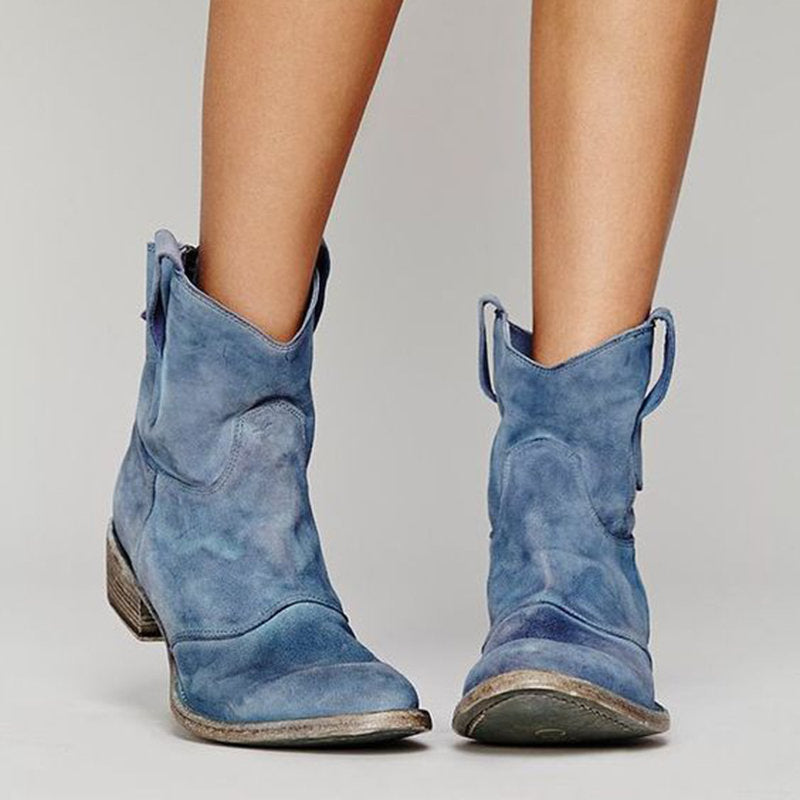 Stylish Carlotta ā elegant and timeless ankle boots for every occasion