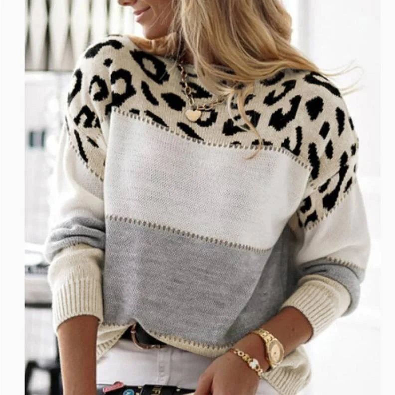 Women Winter Sweater with Panther Print and Relaxed Fit