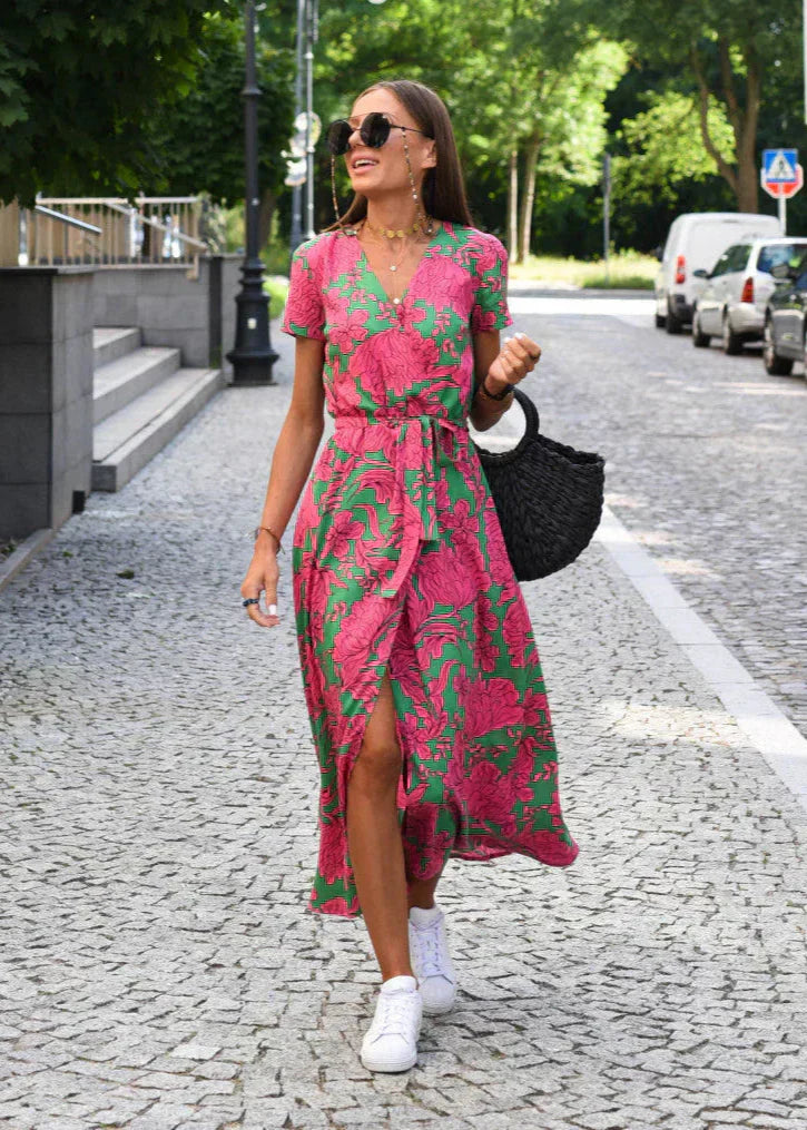 Liora™ | Airy Summer Dress with V-Neck and Flattering Fit