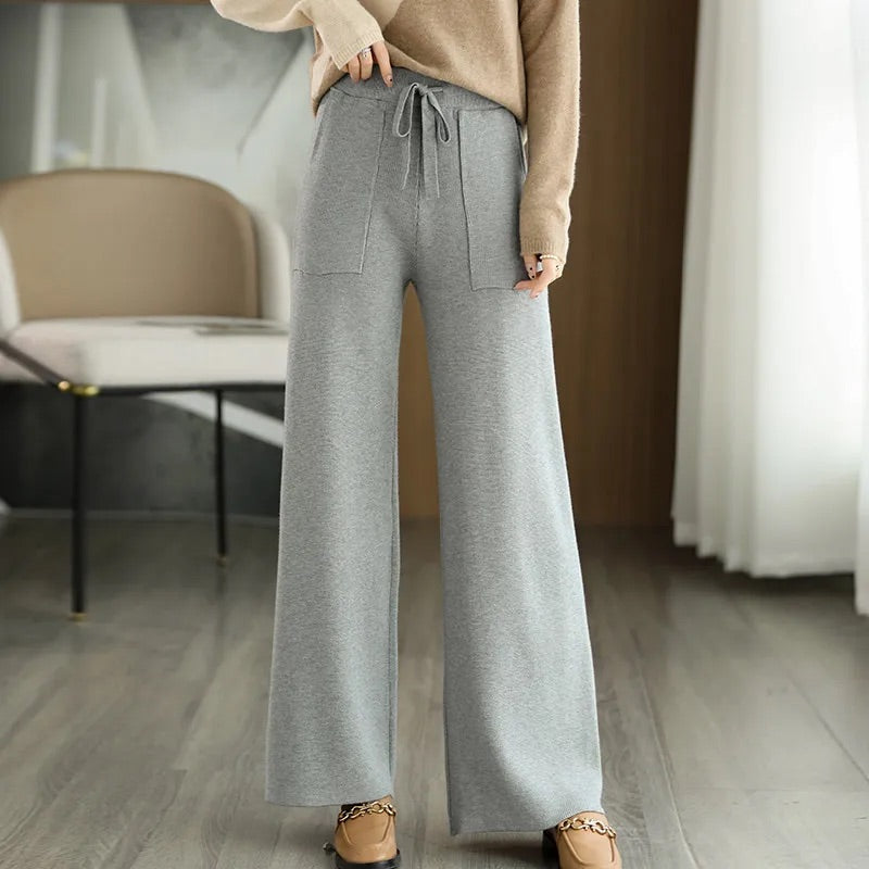 Women's Knitted Wide-Leg Pants in Merino Wool