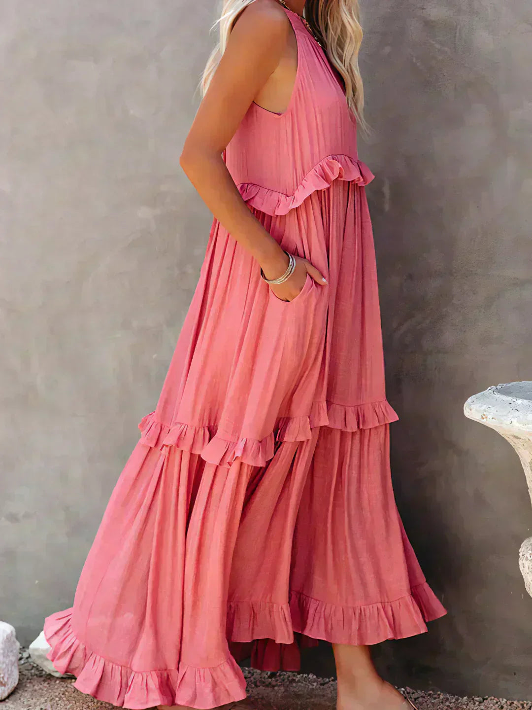 ANETA | Stylish and elegant sleeveless dress with beautiful ruffles