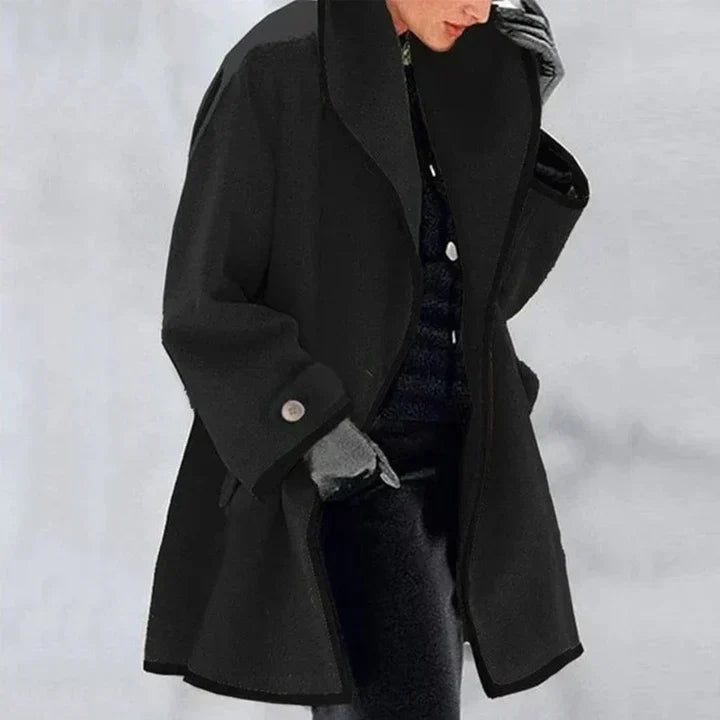 Women Winter Double-Breasted Wool Coat with Structured Tailoring and Smooth Lining