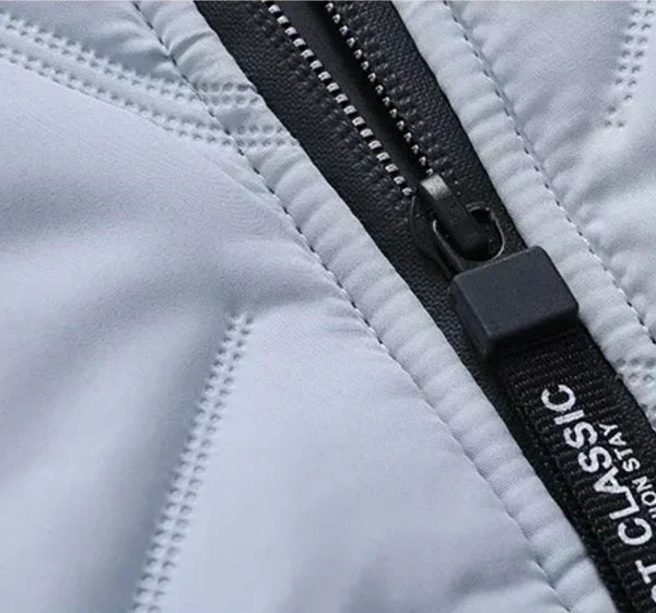 Brady | Trendy and Cozy Winter Jacket for Style-Conscious Winter Lovers