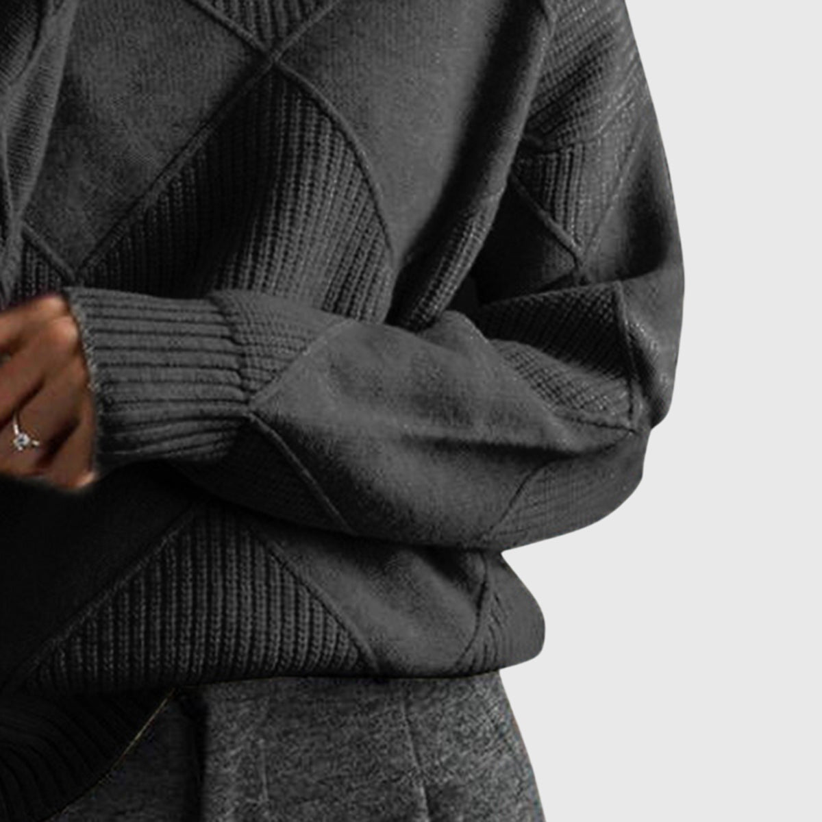 Angela™ - Stylish Scarf and Cozy Turtleneck Sweater for Elegant Appearances