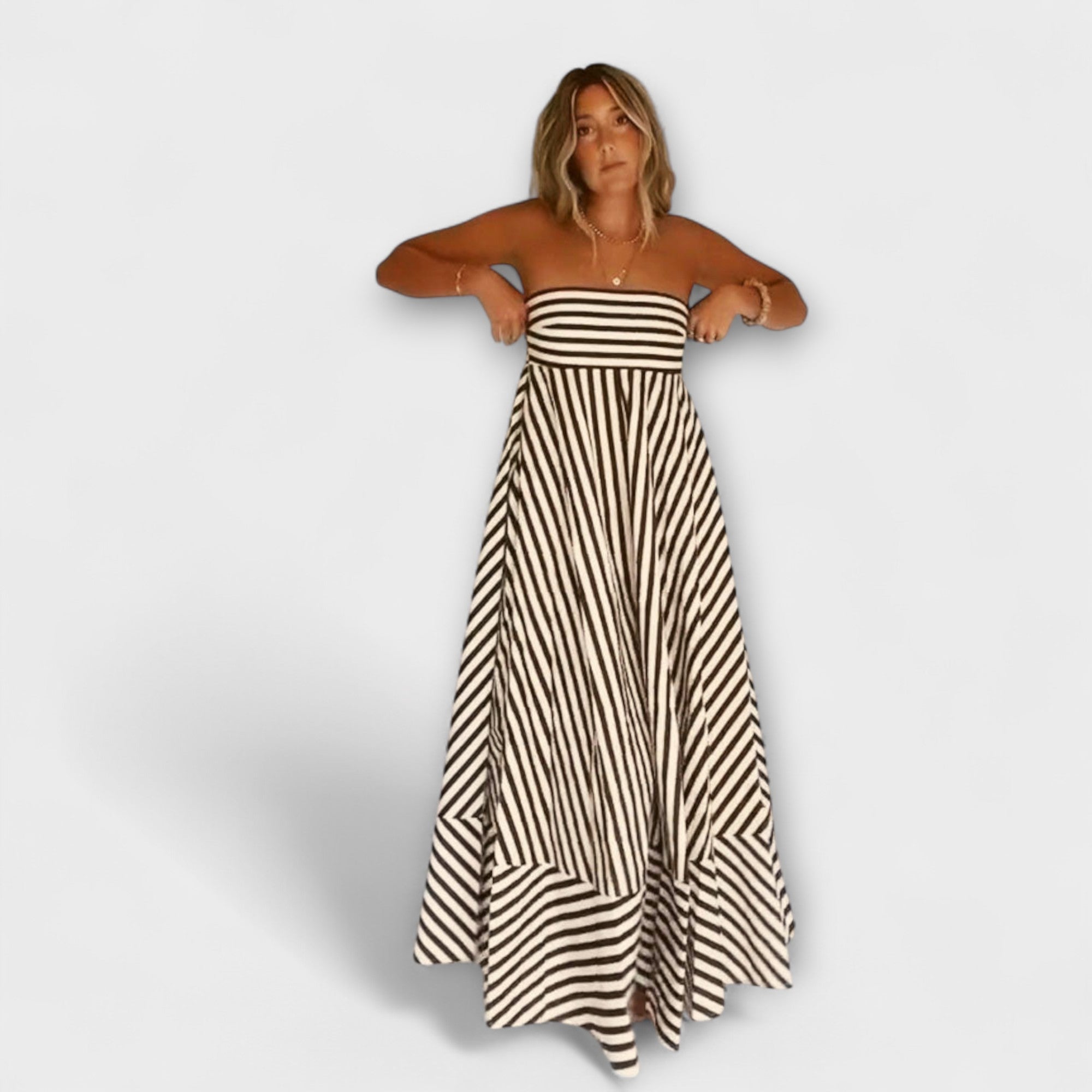 Women's Ruffle Back Maxi Dress with Invisible Side Zipper