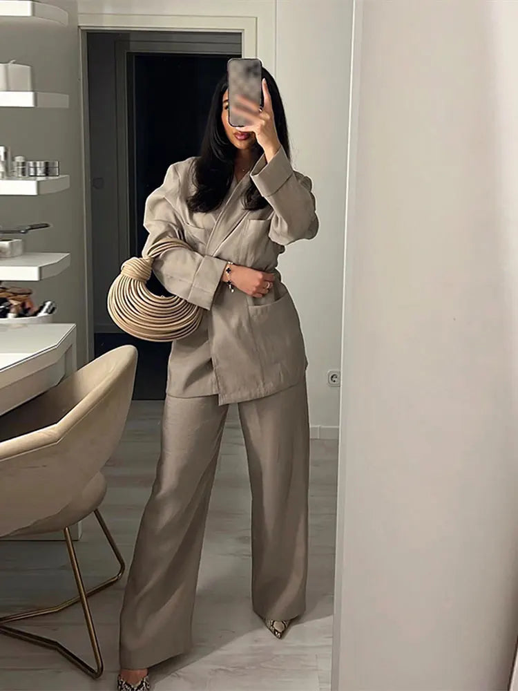 Women's Oversized Blazer and Wide-Leg Pants Set with Adjustable Waist