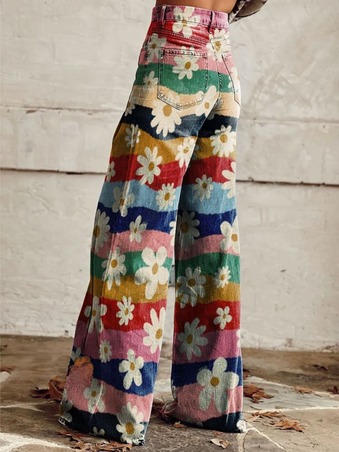 Leon - Stylish Retro Floral Pants for a Unique Look