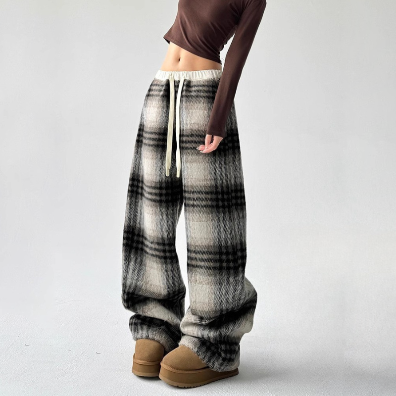 Women's Plaid Flannel Sweatpants with Adjustable Drawstring and Oversized Fit