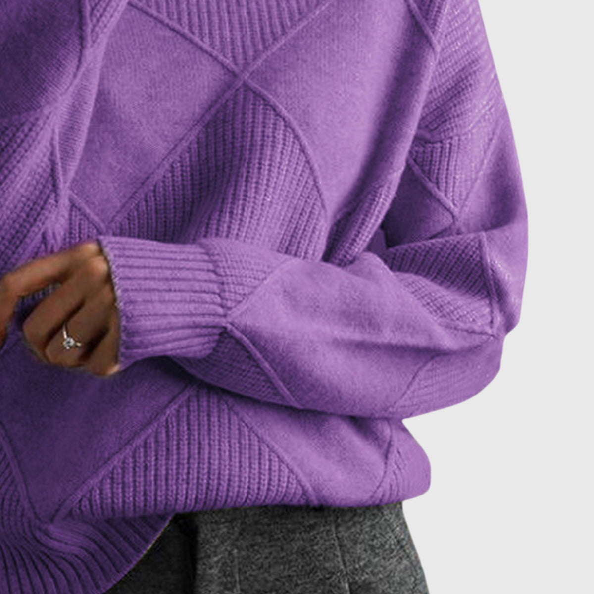 Angela™ - Stylish Scarf and Cozy Turtleneck Sweater for Elegant Appearances