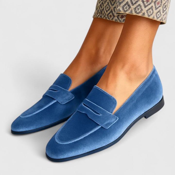 Threiza | Luxurious and Elegant Moccasins for Every Occasion