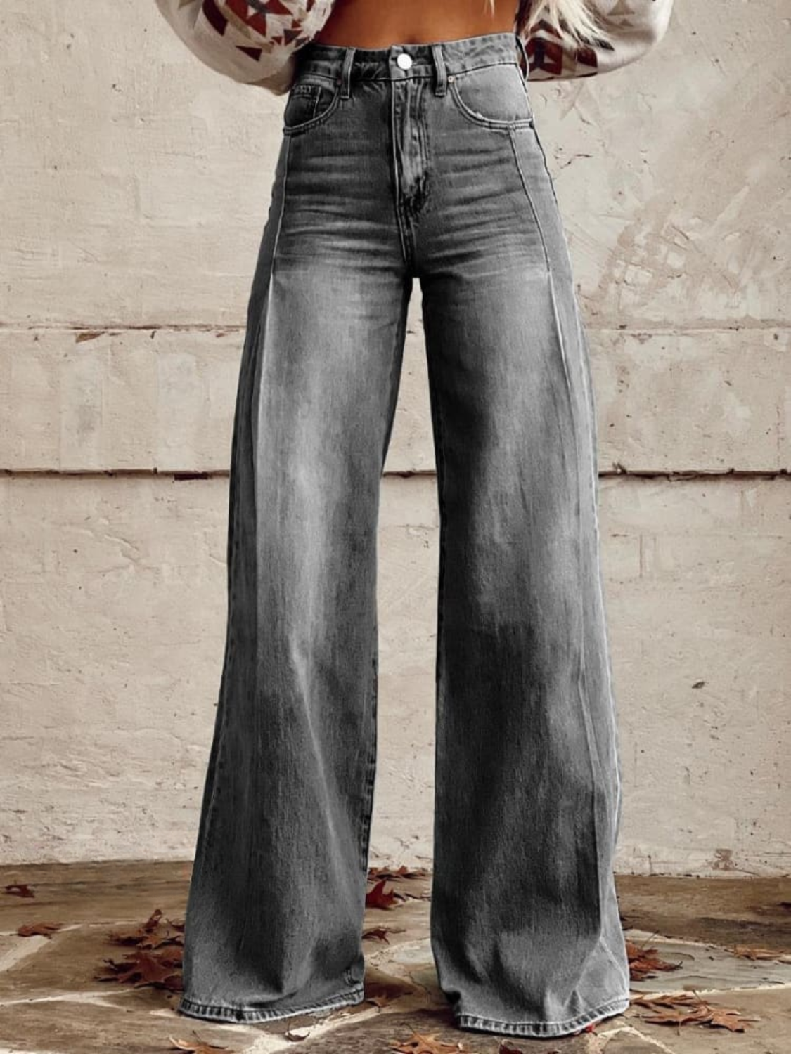 Dorotea - Classic and Elegant Trousers for a Stylish Look