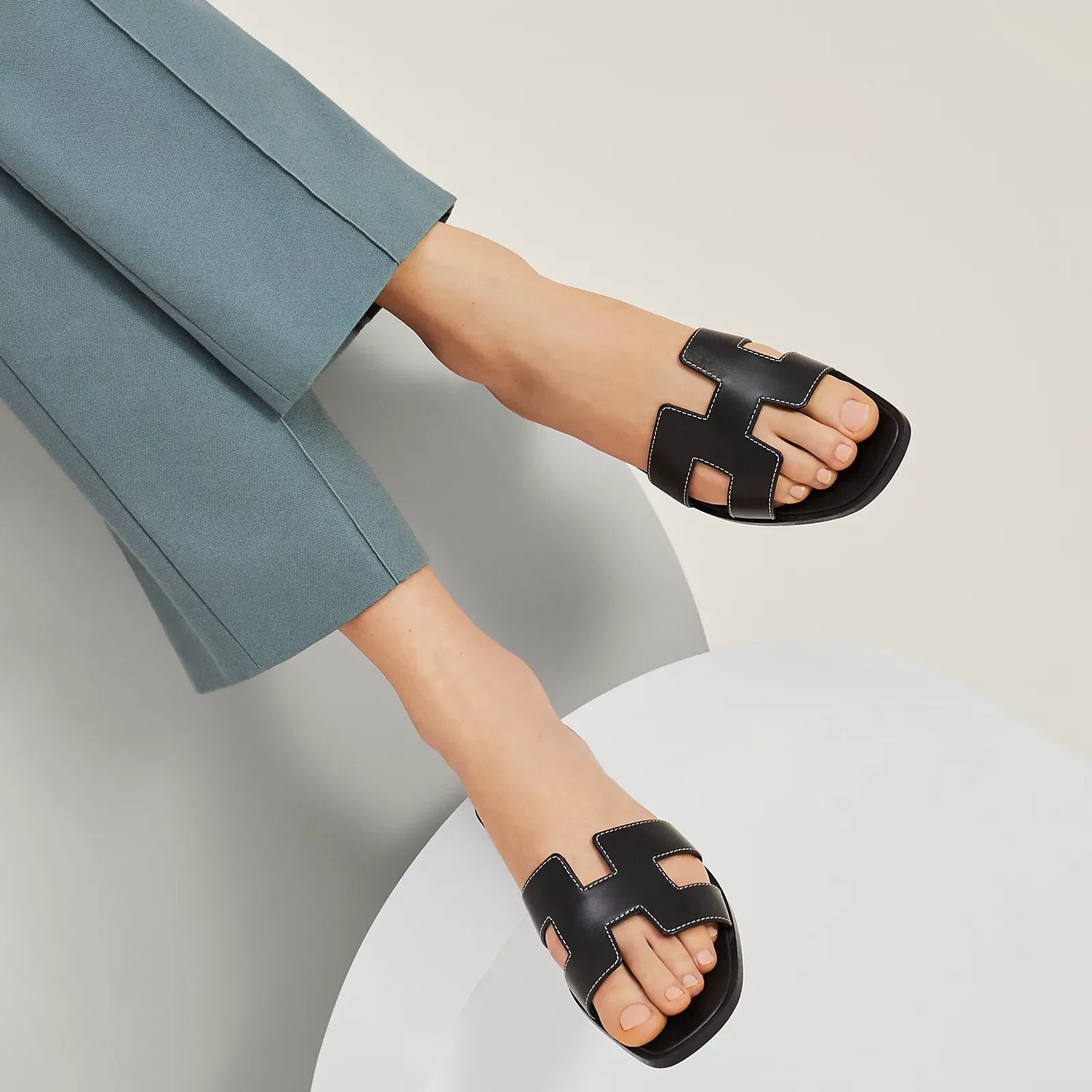 ARIS | Elegant High-Class Sandals for Every Occasion
