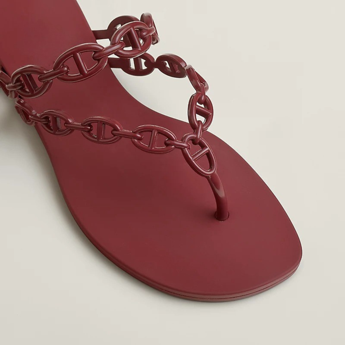 ISOLA | Elegant Sandals with Style and Comfort