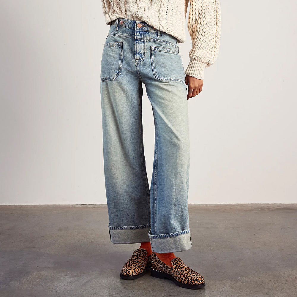 Women Wide-Leg Jeans with Mid-Rise Waist and Oversized Pockets