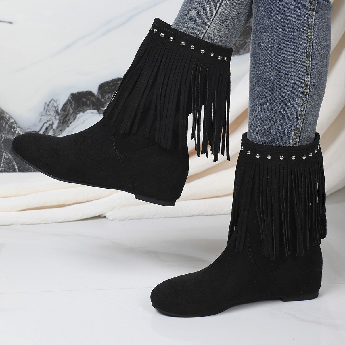 Women's Mid-Calf Suede Boots with Fringe Tassels and Cushioned Soles