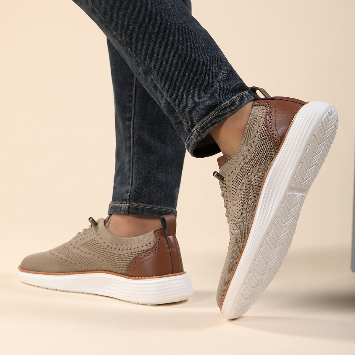 Men Mesh Sneakers with Cushioned Sole
