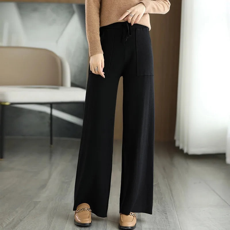 Women's Knitted Wide-Leg Pants in Merino Wool