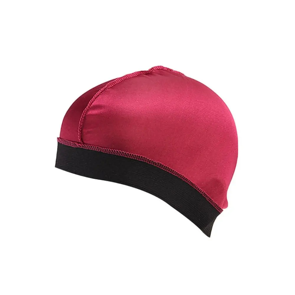 Stylish Men's Oktoberfest Fedora with Feather – The Perfect Costume Accessory for an Unforgettable Festival Appearance