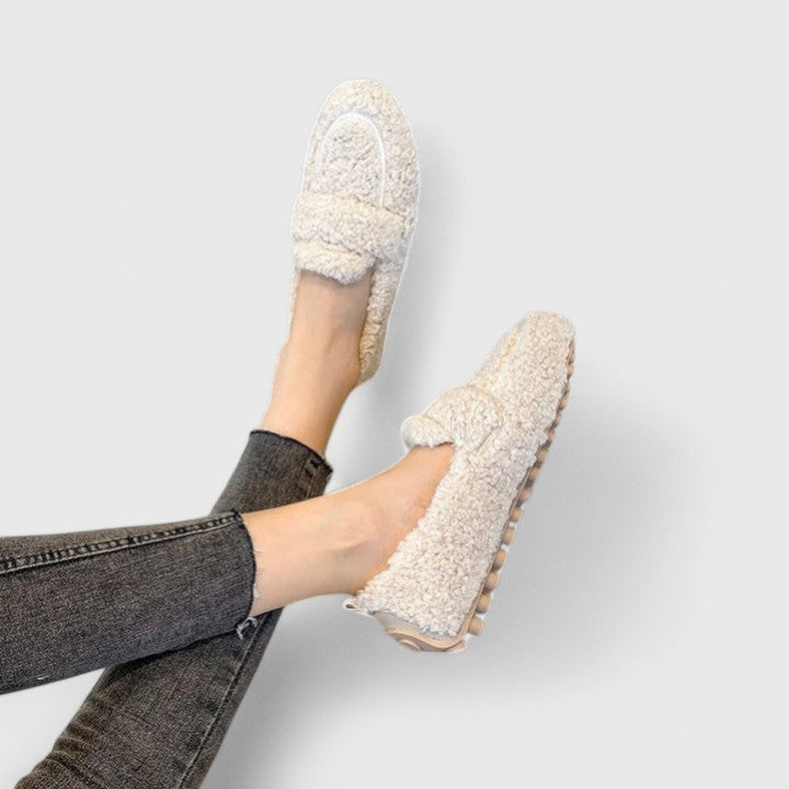 Karelyanne | Fashionable and super comfortable loafers for all-day comfort