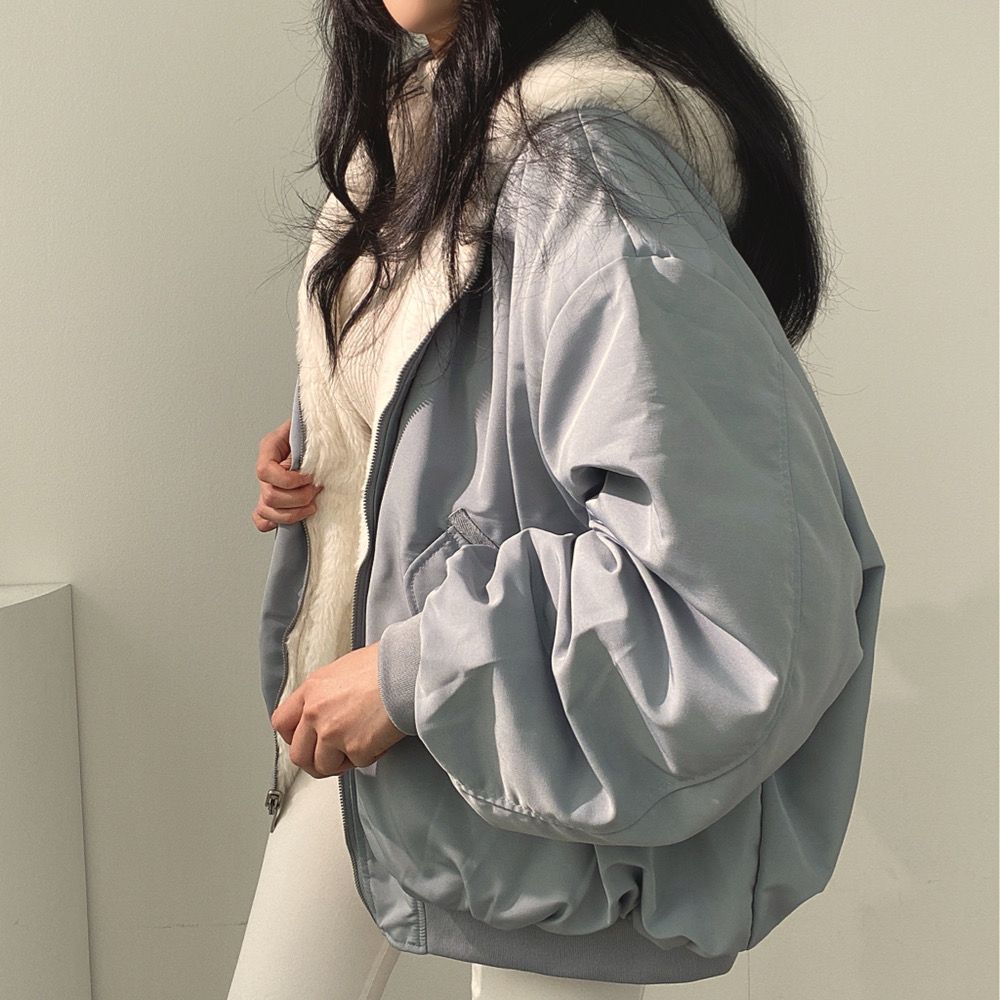 Alyssa™ - Elegant and Trendy Warm Jacket for a Modern Look