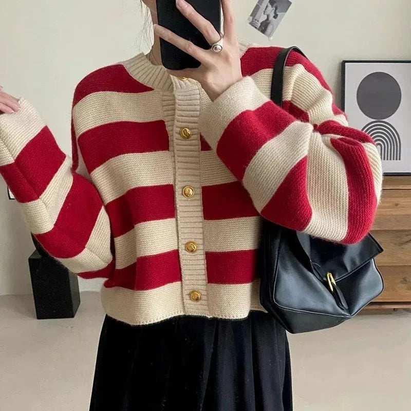 Women Chunky Knit Cropped Cardigan with Wide Stripes and Oversized Buttons