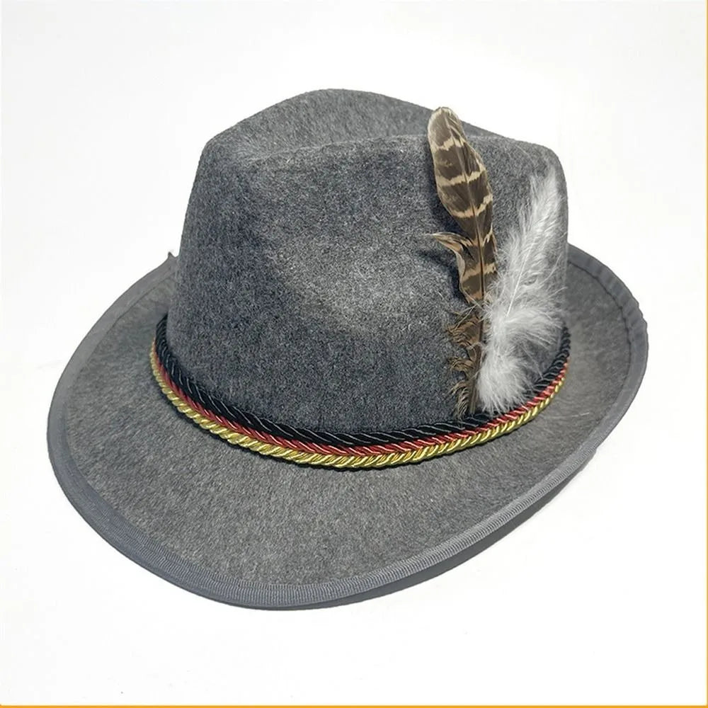 Stylish Men's Oktoberfest Fedora with Feather – The Perfect Costume Accessory for an Unforgettable Festival Appearance