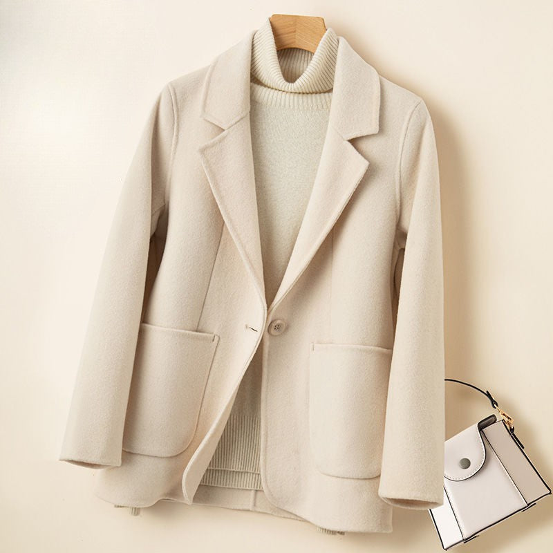 Women's Winter Wool Coat with Lightweight Lotus Wool and Tailored Fit