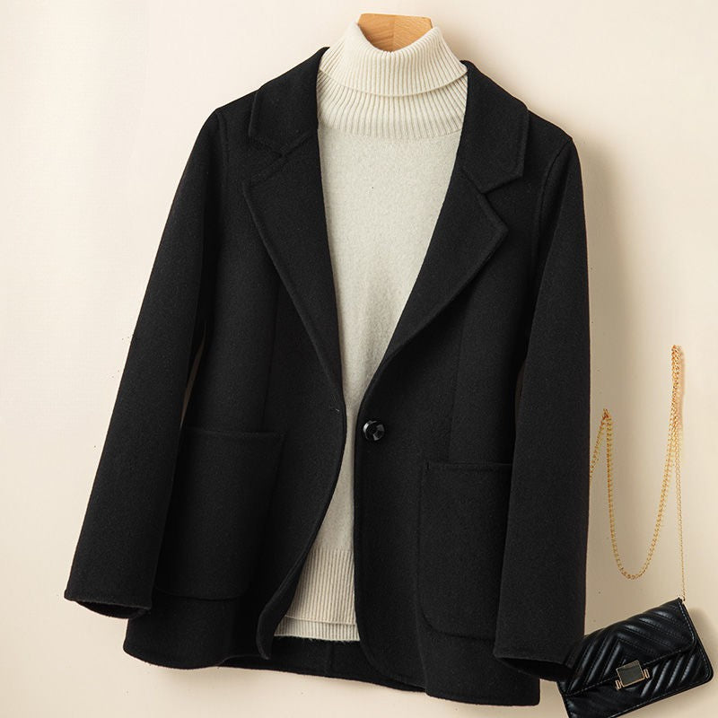 Women's Winter Wool Coat with Lightweight Lotus Wool and Tailored Fit