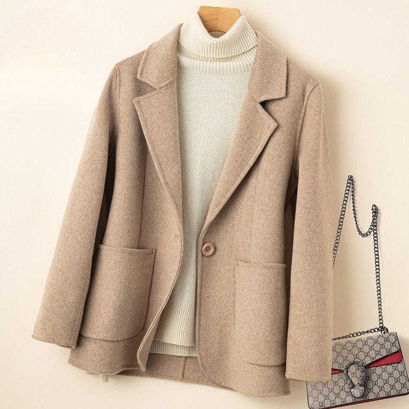 Women's Winter Wool Coat with Lightweight Lotus Wool and Tailored Fit