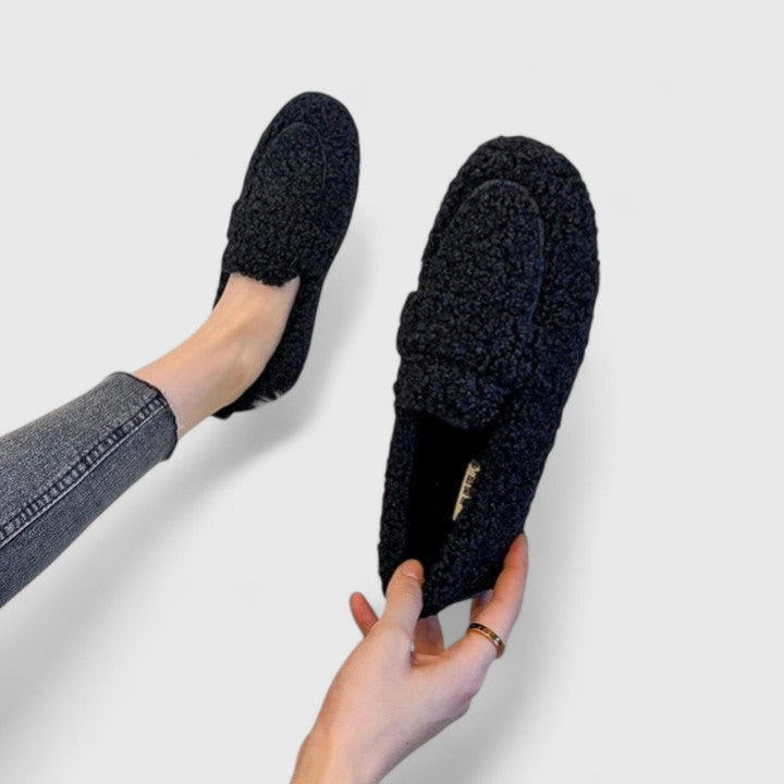 Karelyanne | Fashionable and super comfortable loafers for all-day comfort