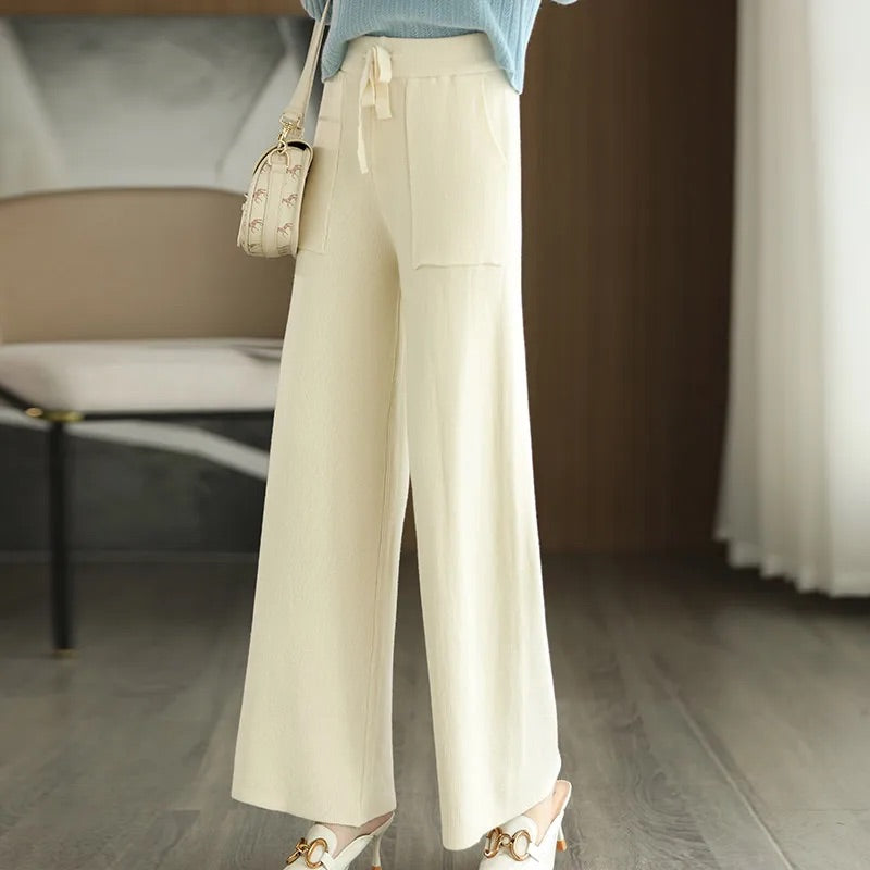 Women's Knitted Wide-Leg Pants in Merino Wool