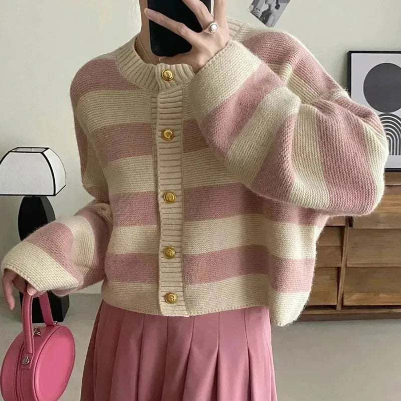 Women Chunky Knit Cropped Cardigan with Wide Stripes and Oversized Buttons