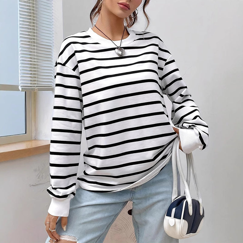 Women Long Sleeve Striped Sweater With Round Neck And Loose Fit