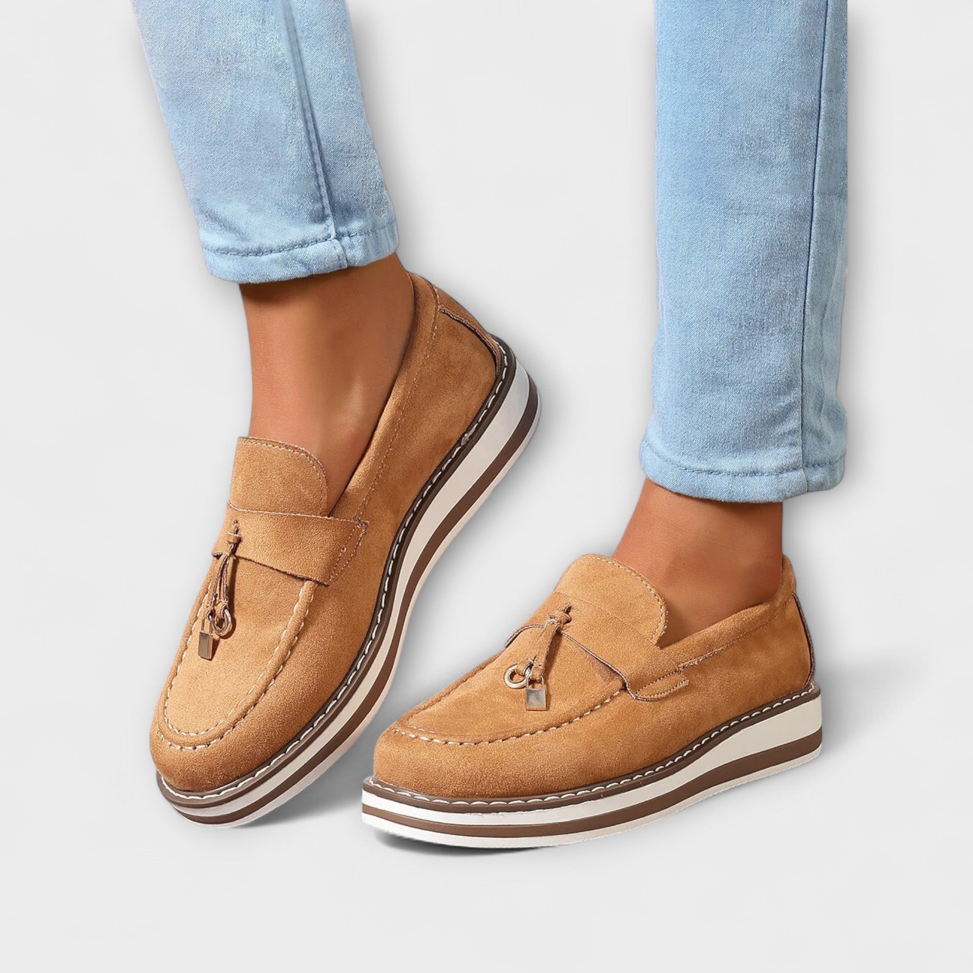 Halo – Trendy Casual Loafer with Elegant Round Toe Design