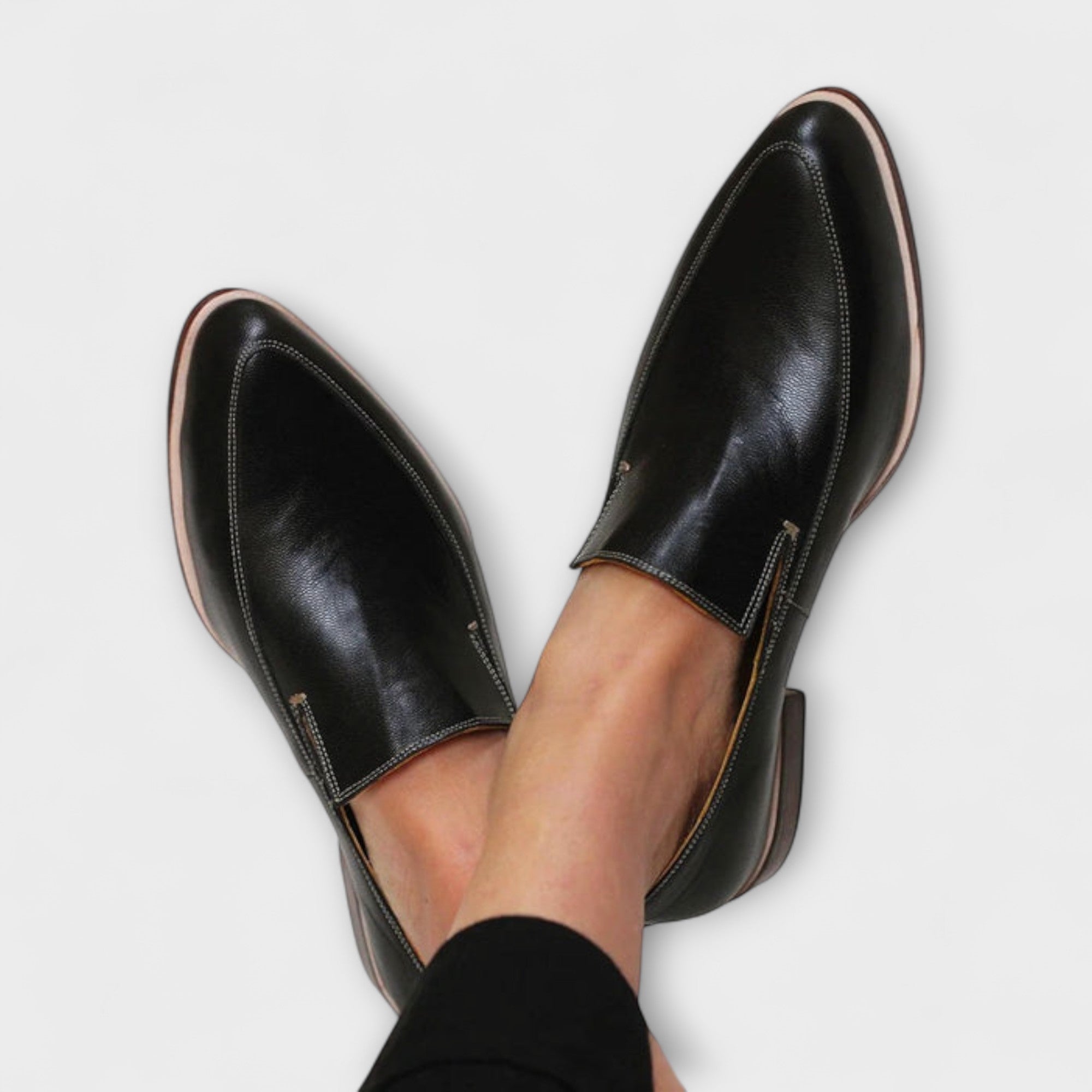 Jhazmiel | Comfortable and Stylish Orthopedic Sneakers for Maximum Walking Comfort