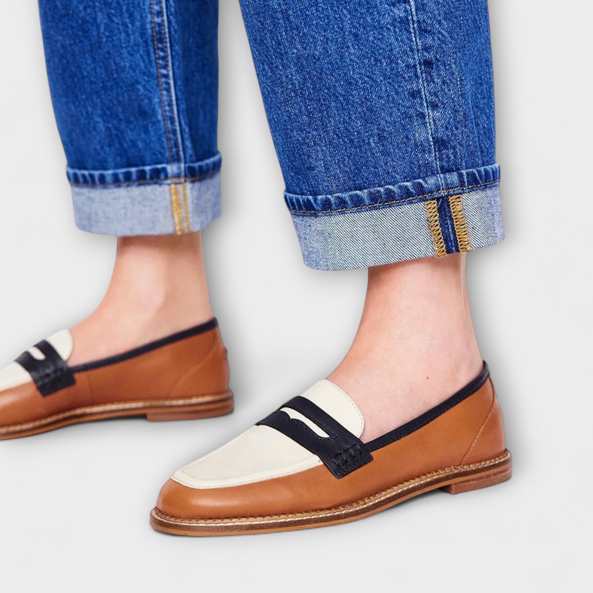 Oceane – Stylish Brown Loafers with Round Toe and Trendy Color Block Design