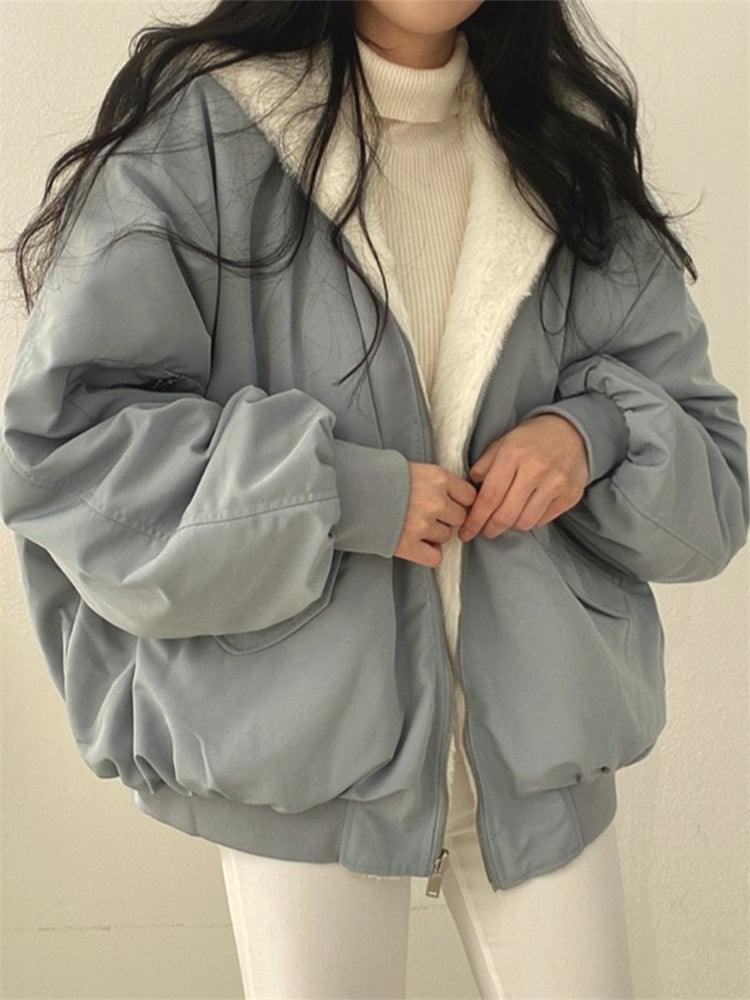 Alyssa™ - Elegant and Trendy Warm Jacket for a Modern Look