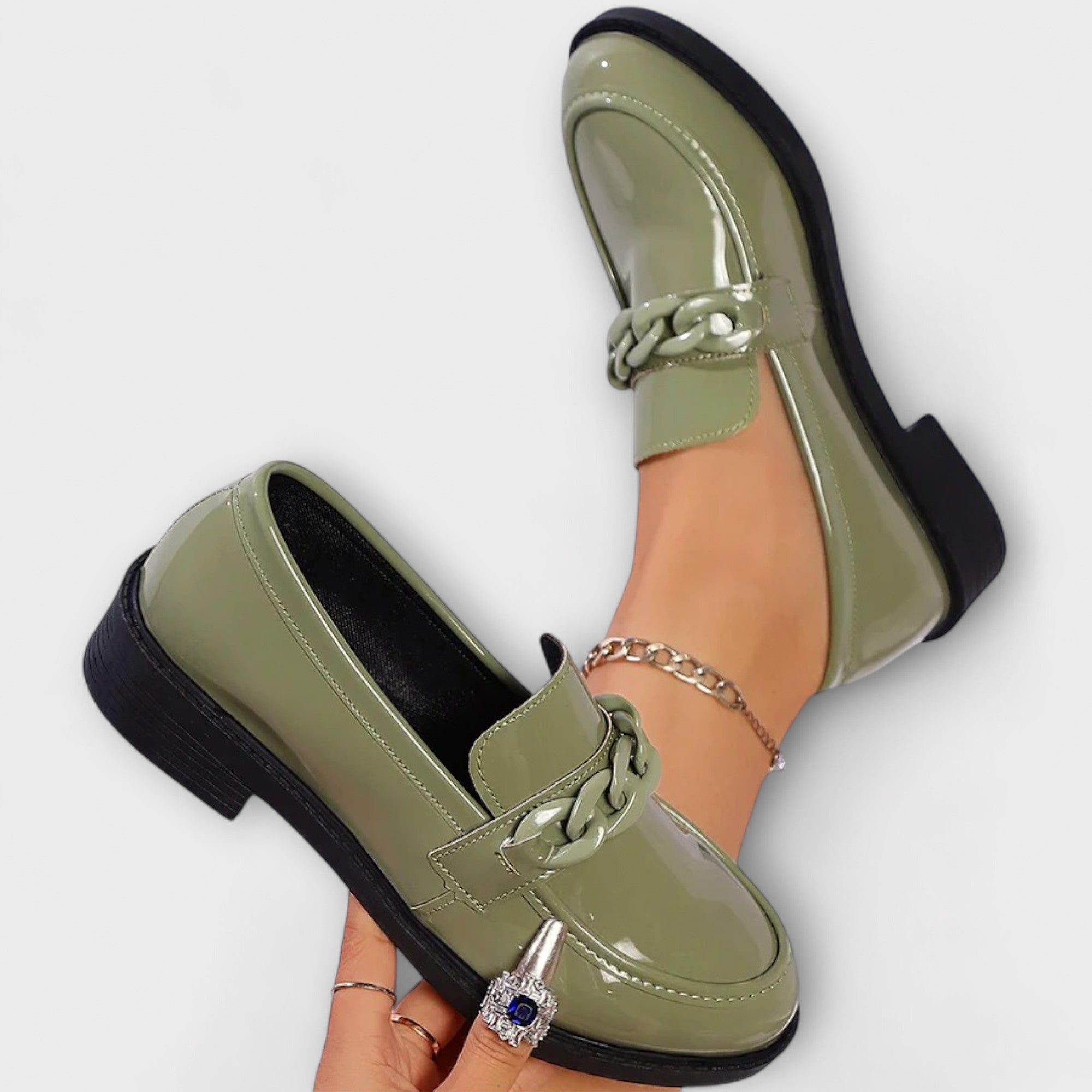 Lumi – Round Teen Formal Casual Loafers for a Trendy and Comfortable Street Style