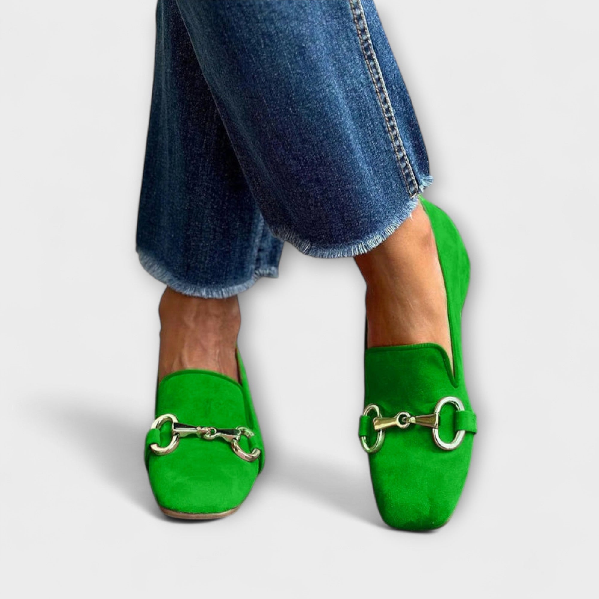 Taliah – Trendy loafers with modern square toe and elegant buckle for the perfect look