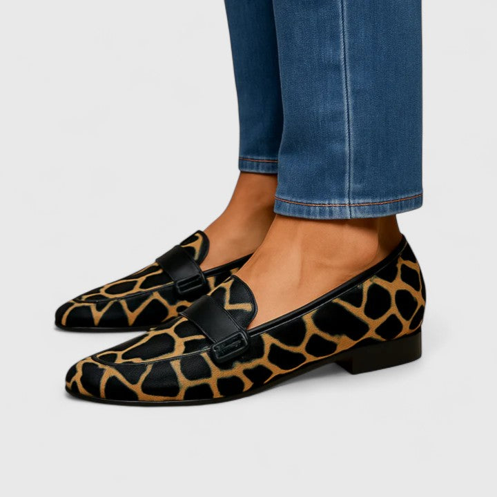 Kleirra | Stylish and Comfortable Classic Moccasins for Women