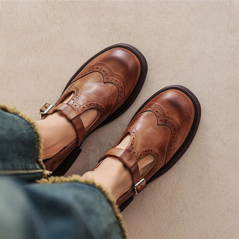 VELDA | Stylish and elegant leather Mary Janes for a chic look